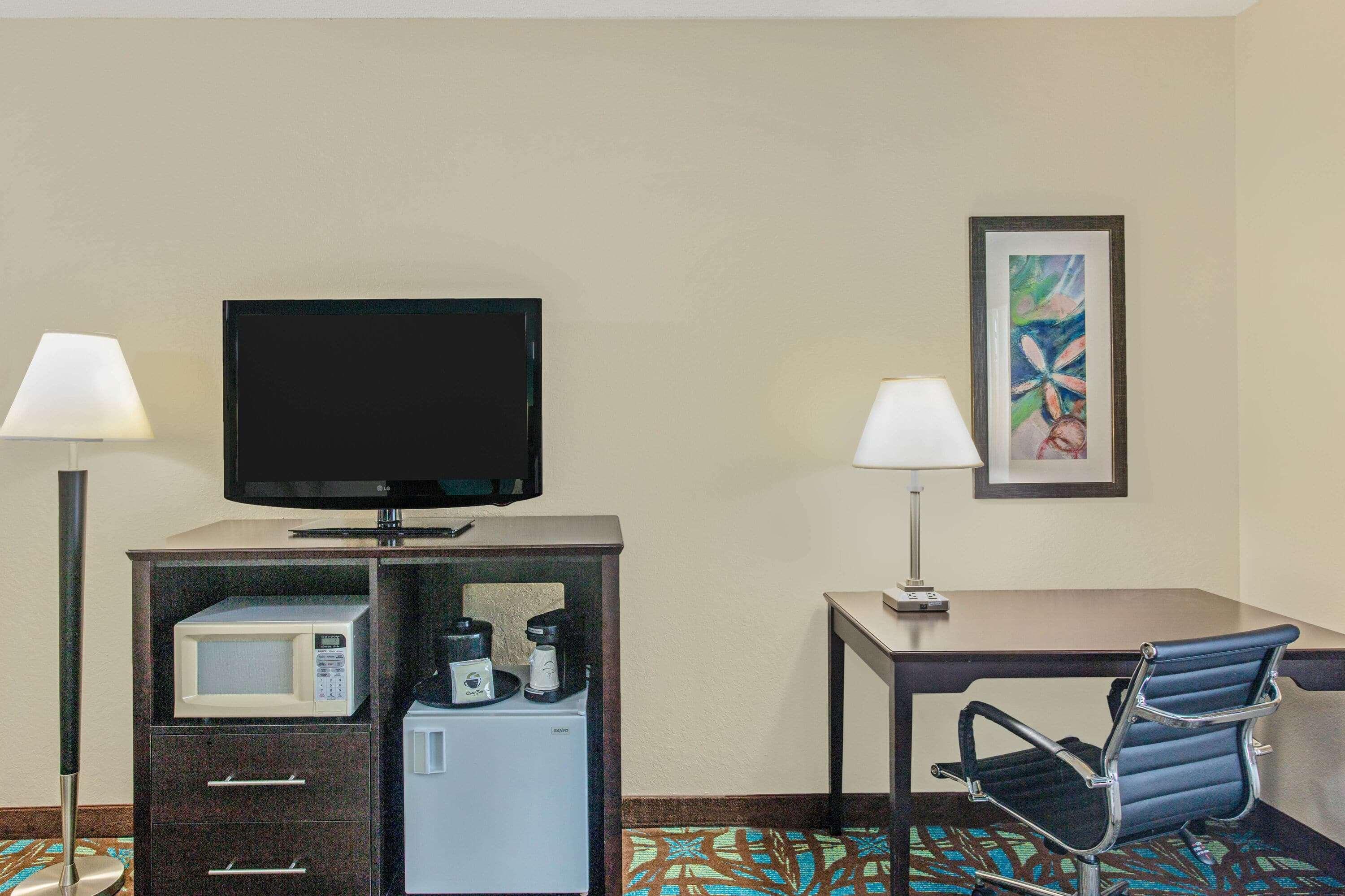 Comfort & I75 Hotel The Meadows