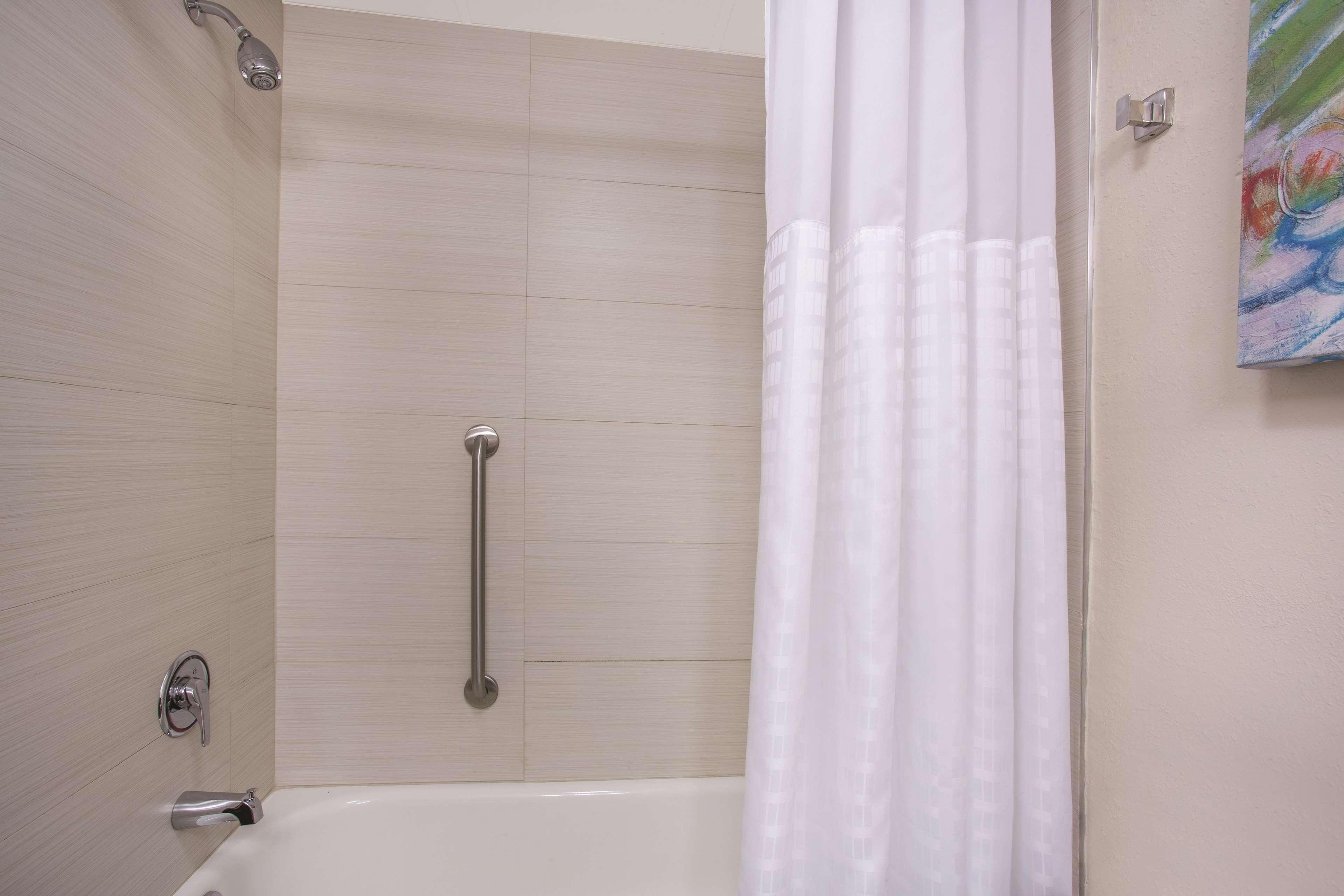 Hotel Comfort & I75 The Meadows