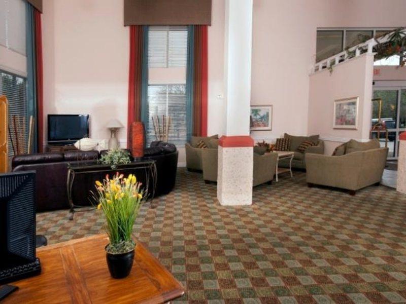 Hotel Comfort & I75 The Meadows